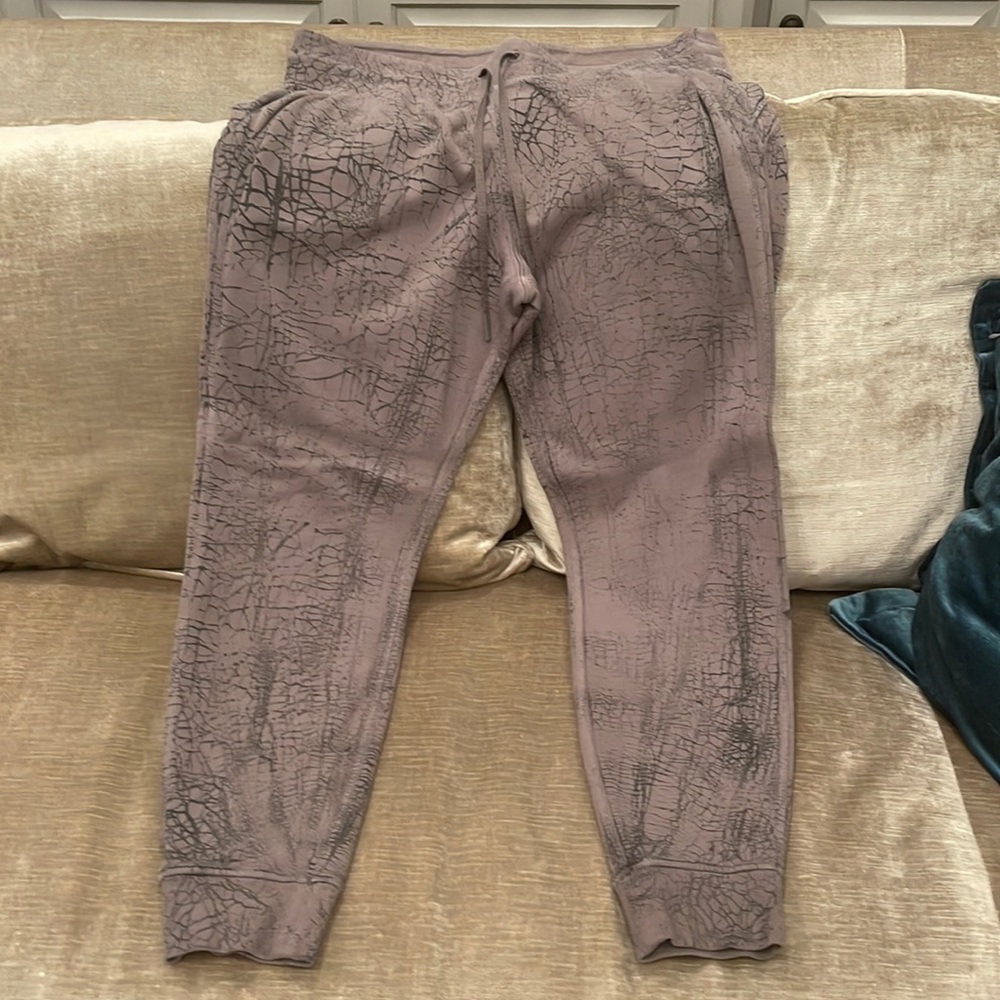 Lululemon sweatpants